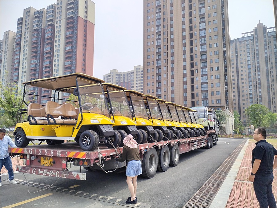 信陽(yáng)羊山森林植物園交車(chē)